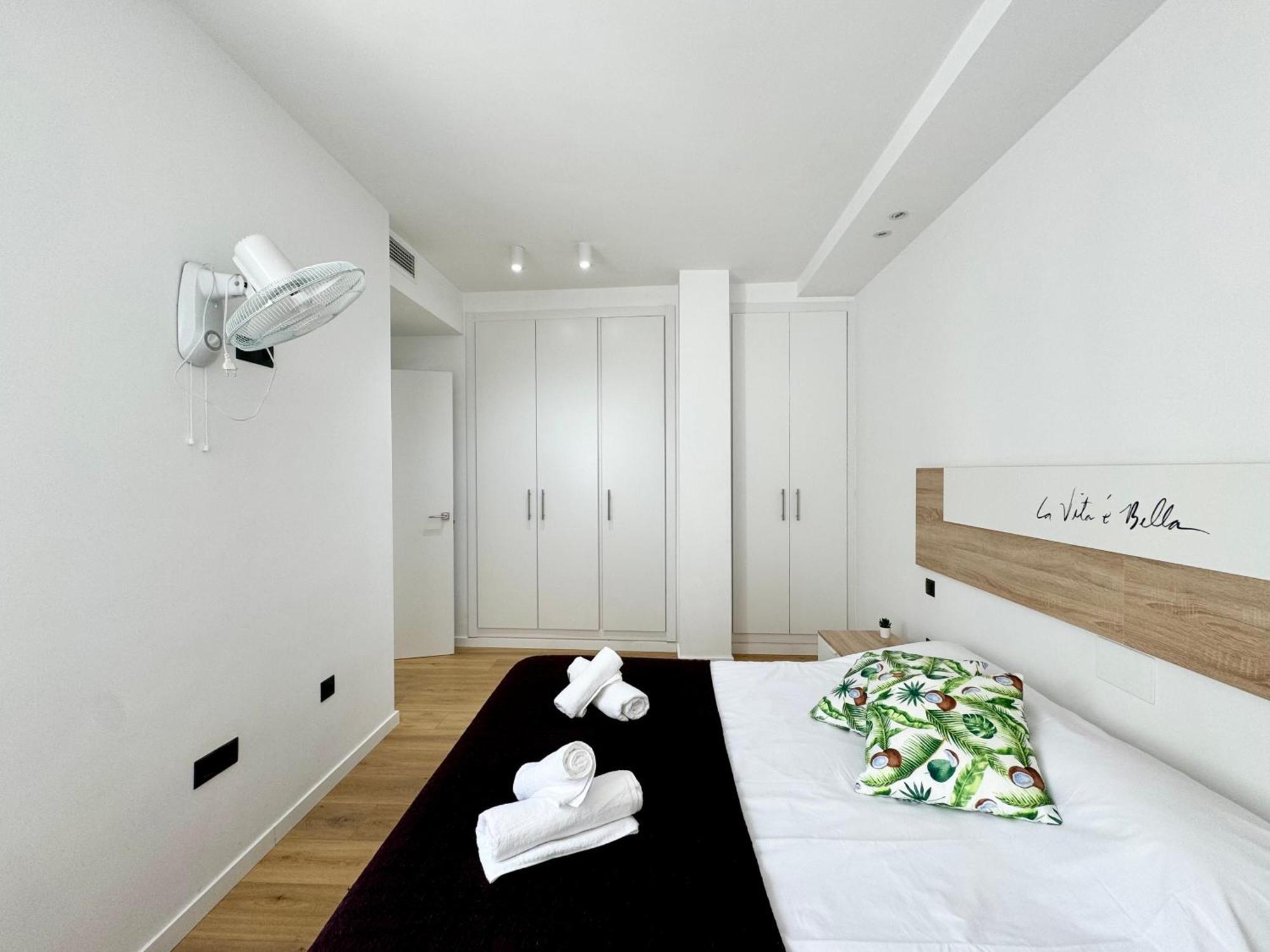 Apartamento Sweet Capuchinos Малага Экстерьер фото
