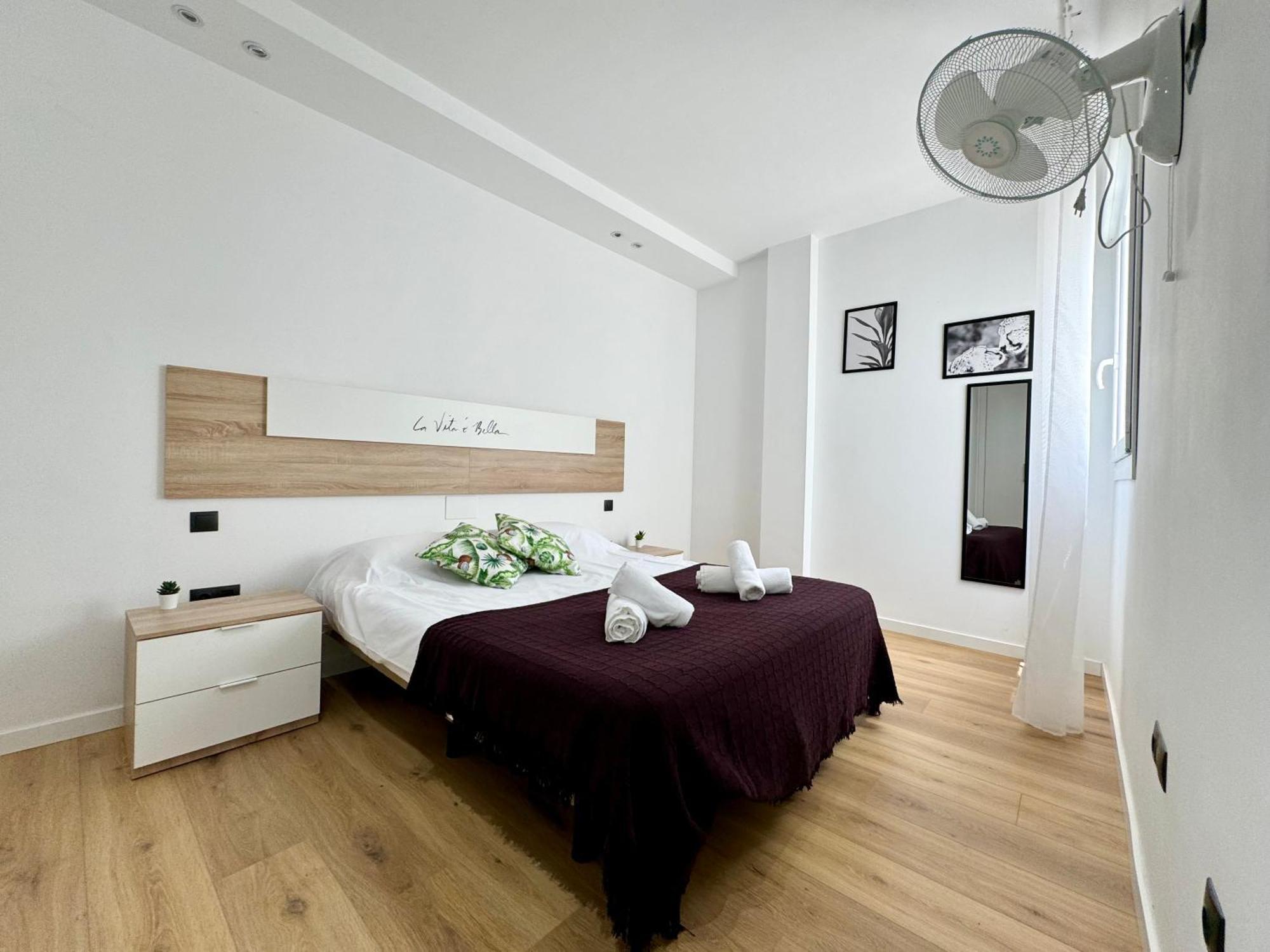 Apartamento Sweet Capuchinos Малага Экстерьер фото